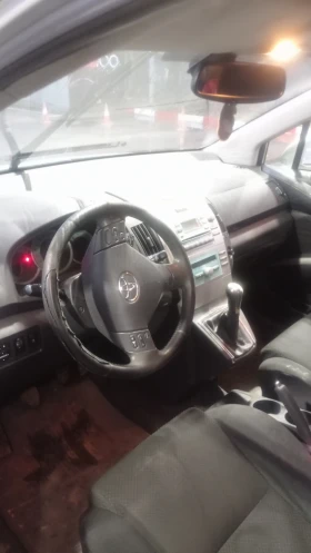 Toyota Corolla verso, снимка 1