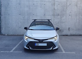 Обява за продажба на Toyota Corolla Hybrid 2.0 GR в ГАРАНЦИЯ! ДВА КОМПЛЕКТА ГУМИ! ~37 000 лв. - изображение 1
