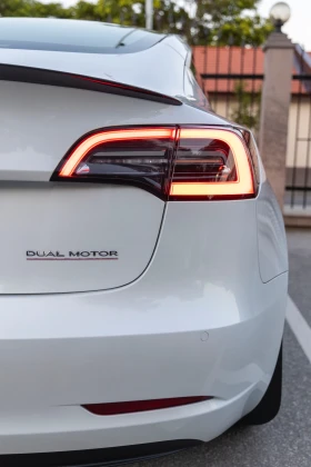 Tesla Model 3 Performance | Mobile.bg    17