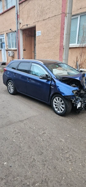 Toyota Auris 