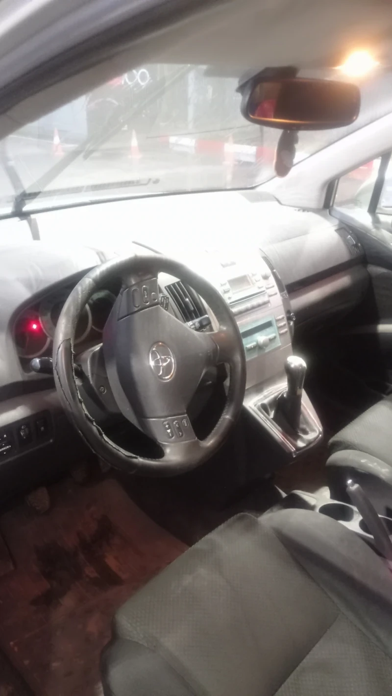 Toyota Corolla verso, снимка 1 - Автомобили и джипове - 48172039