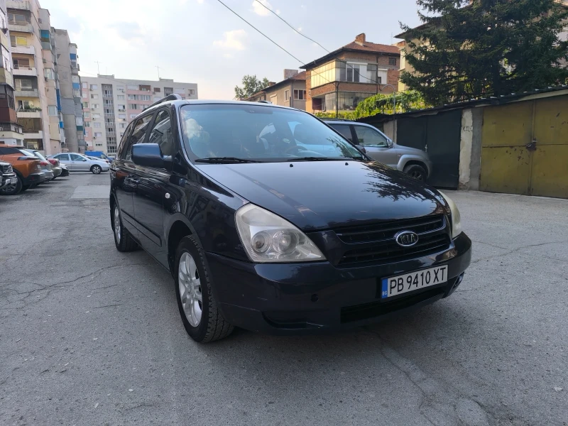 Kia Carnival Бензин + газ/6+ 1 места, снимка 2 - Автомобили и джипове - 48403039