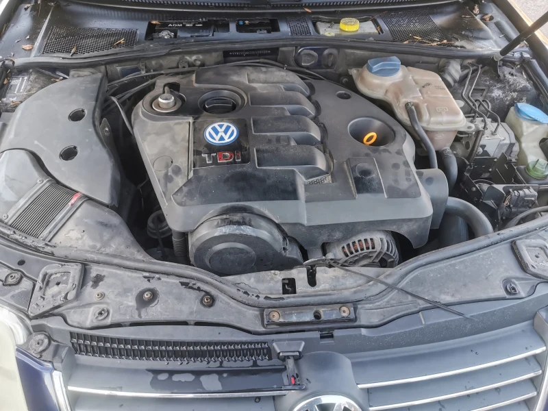 VW Passat Passat, снимка 13 - Автомобили и джипове - 48617292