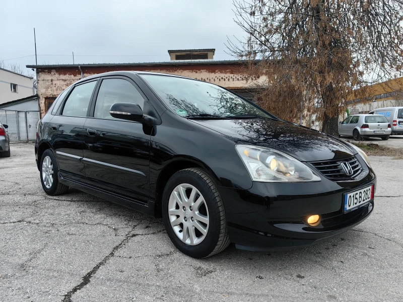 Honda Civic 1.6 Бензин VTEC 110 кс, Топ състояние, Facelift , снимка 2 - Автомобили и джипове - 49116184