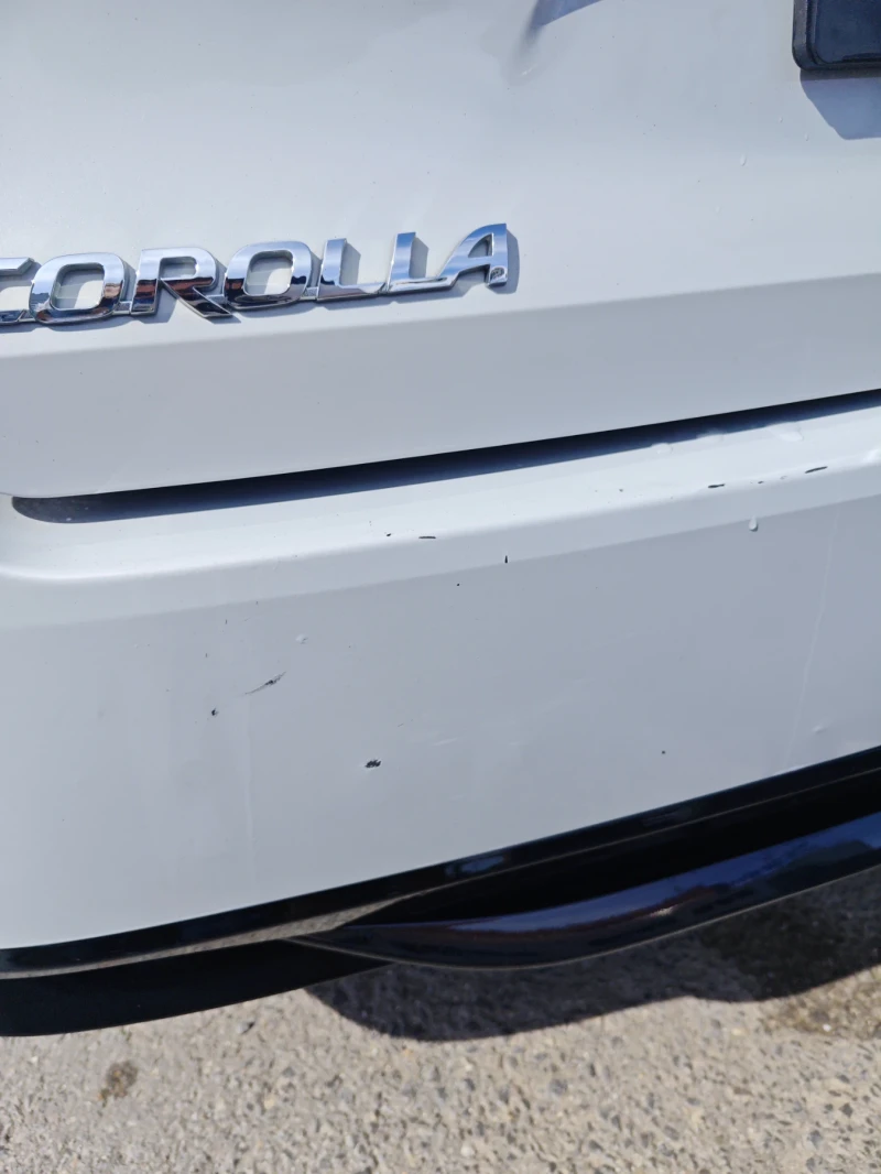 Toyota Corolla Hybrid 2.0 GR в ГАРАНЦИЯ! ДВА КОМПЛЕКТА ГУМИ!, снимка 17 - Автомобили и джипове - 52368329