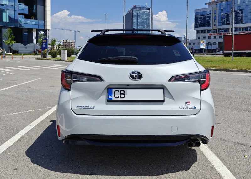 Toyota Corolla Hybrid 2.0 GR в ГАРАНЦИЯ! ДВА КОМПЛЕКТА ГУМИ!, снимка 9 - Автомобили и джипове - 52368329