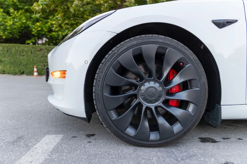 Tesla Model 3 Performance, снимка 5 - Автомобили и джипове - 52555888