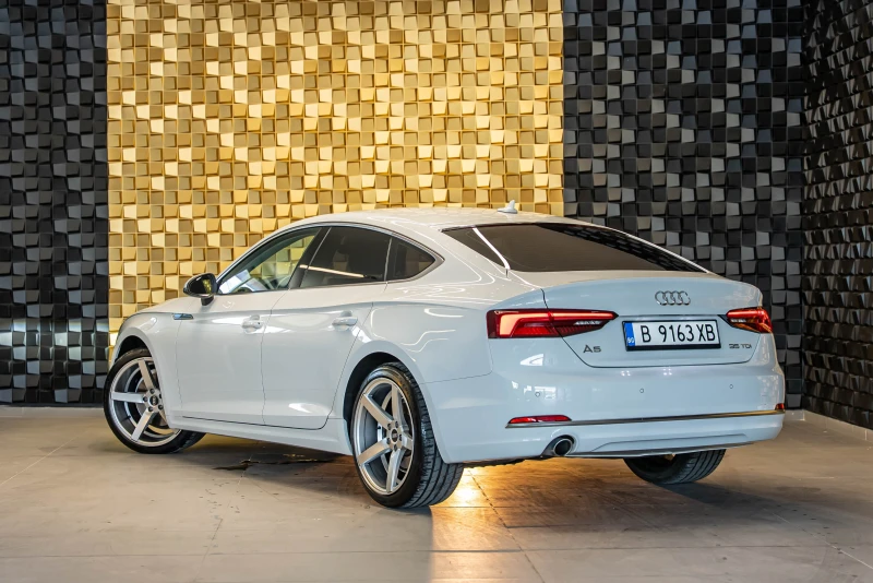 Audi A5 2.0 diesel Sportback, снимка 2 - Автомобили и джипове - 51505592