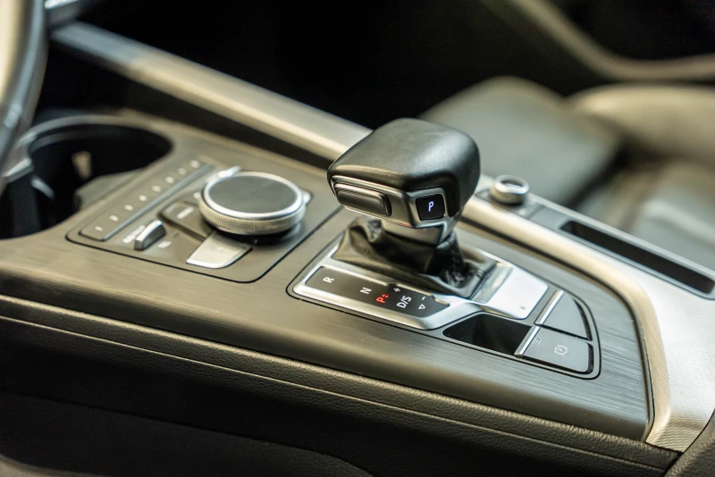 Audi A5 2.0 diesel Sportback, снимка 10 - Автомобили и джипове - 51505592