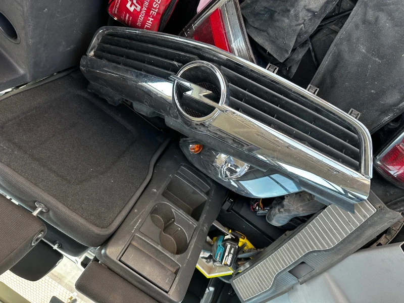 Opel Zafira 1.9, снимка 6 - Автомобили и джипове - 51647906