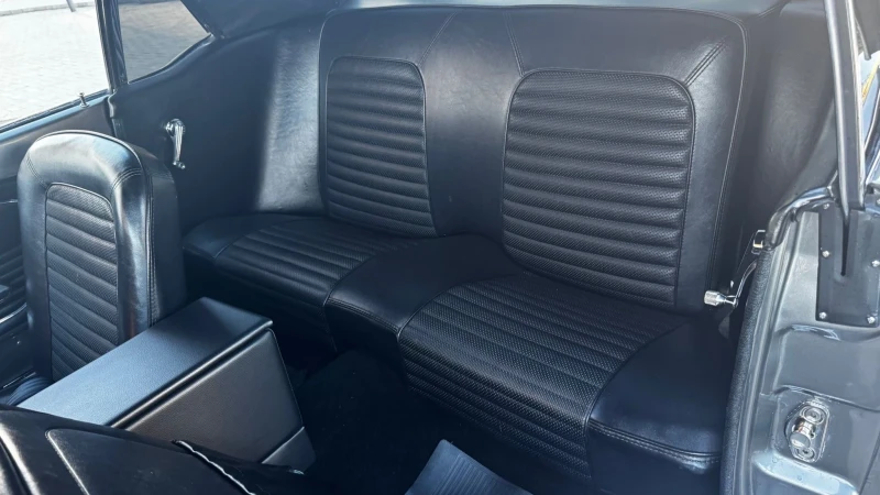 Ford Mustang След Реставрация, снимка 14 - Автомобили и джипове - 52238272
