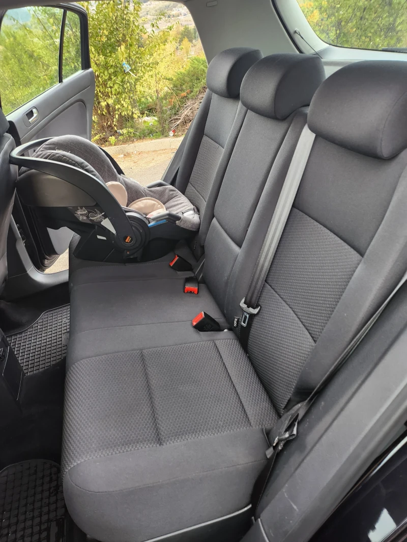 VW Golf Plus, снимка 8 - Автомобили и джипове - 52265632