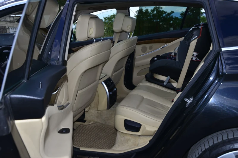 BMW 530 D GranTurismo Panorama, снимка 12 - Автомобили и джипове - 52879710