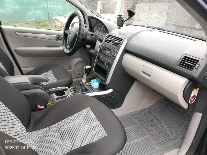 Mercedes-Benz A 150 AVANGARD, снимка 6 - Автомобили и джипове - 52955927