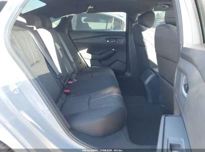 Honda Accord HYBRID SPORT - изображение 8