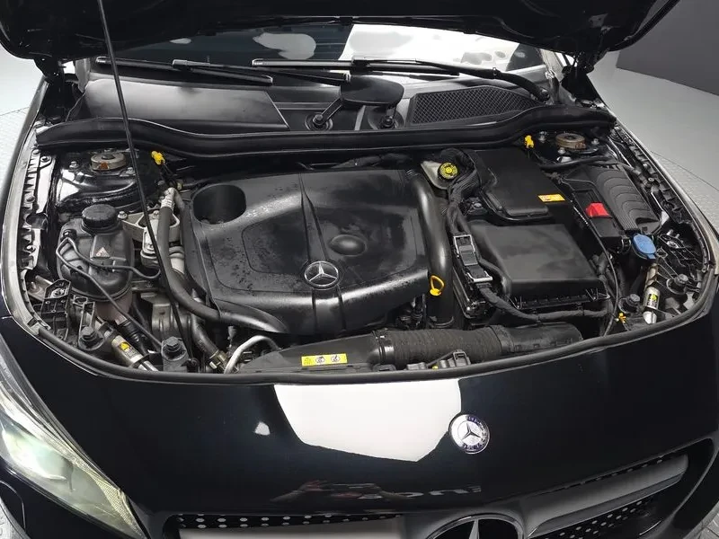 Mercedes-Benz CLA 200D 4Matic, снимка 6 - Автомобили и джипове - 56071912