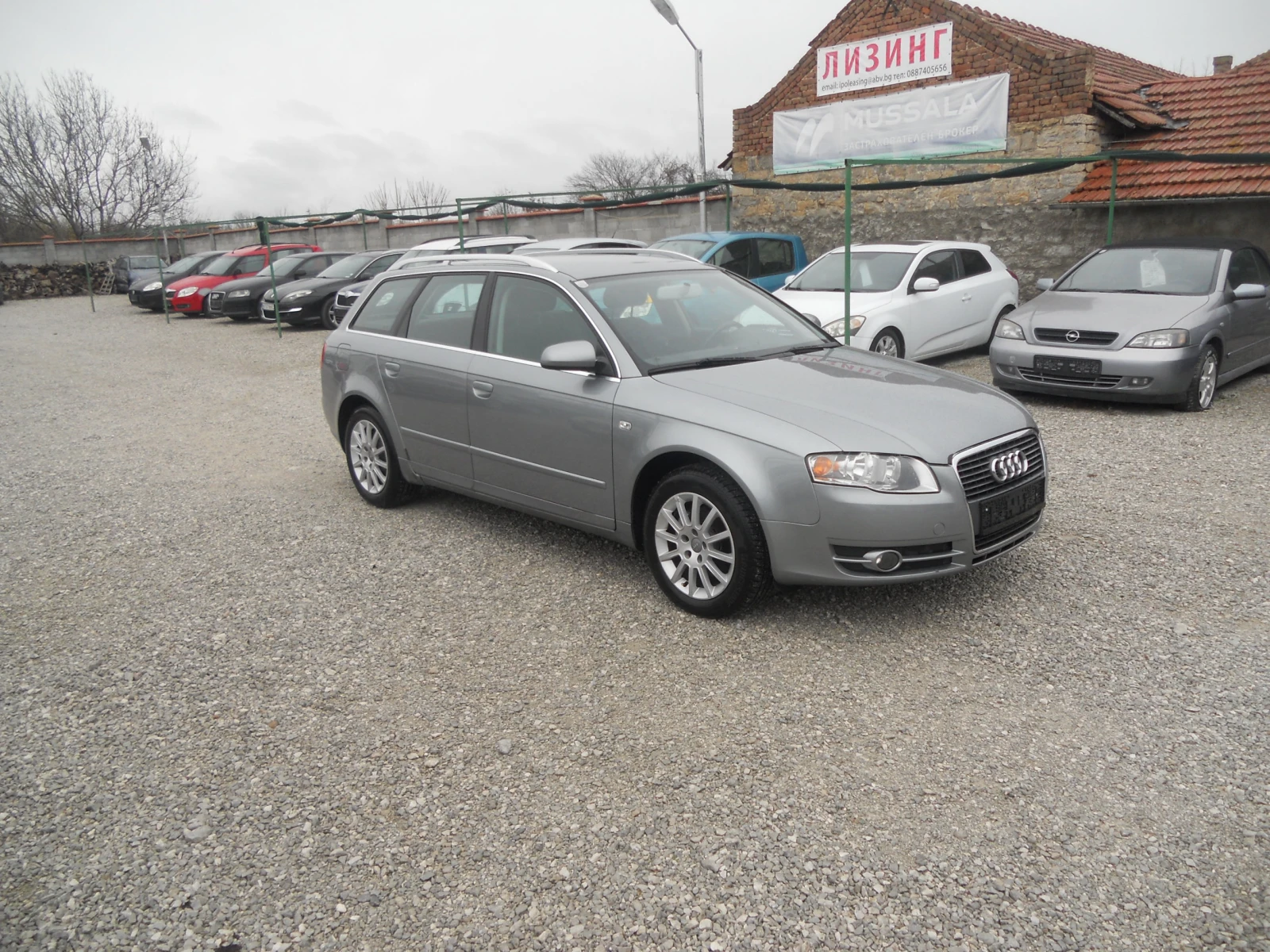 Audi A4 19 TDI ЛИЗИНГ! РЕАЛНИ КИЛОМЕТРИ+ СЕРВИЗНА ИСТОРИЯ, снимка 1