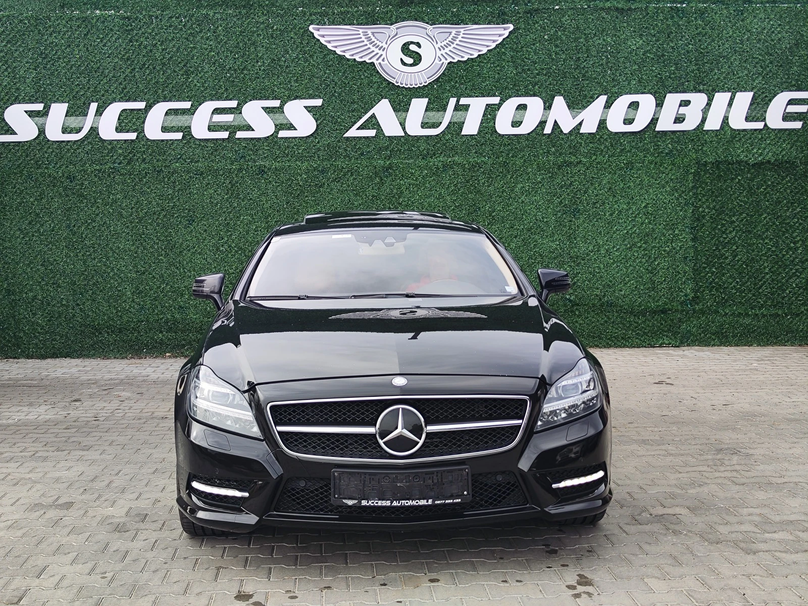 Mercedes-Benz CLS 500 AMG* DESIGNO* PODGREV* OBDUH* ALCANTAR* DISTR* LIZ - изображение 2