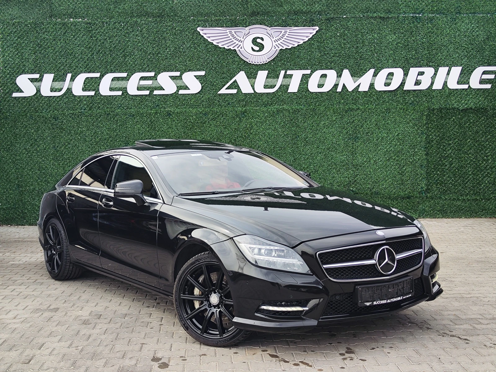 Mercedes-Benz CLS 500 AMG* DESIGNO* PODGREV* OBDUH* ALCANTAR* DISTR* LIZ - [1] 