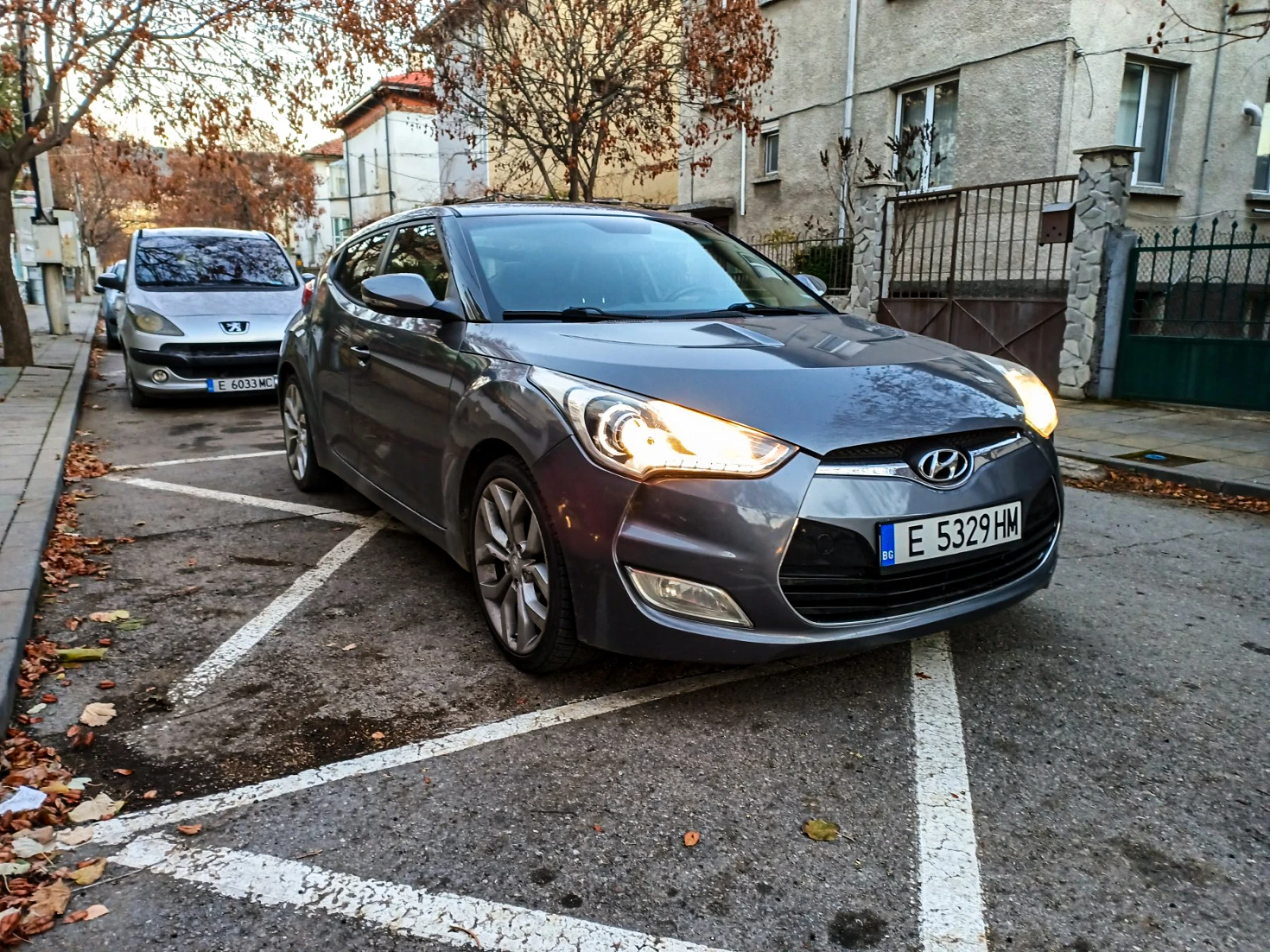 Hyundai Veloster  1.6 GDI Камера/18"/Швейцарски - изображение 9