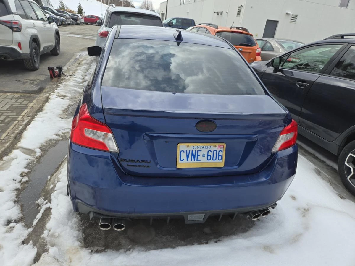 Subaru Impreza WRX CARFAX АВТО КРЕДИТ ОЧАКВАН ВНОС - изображение 3