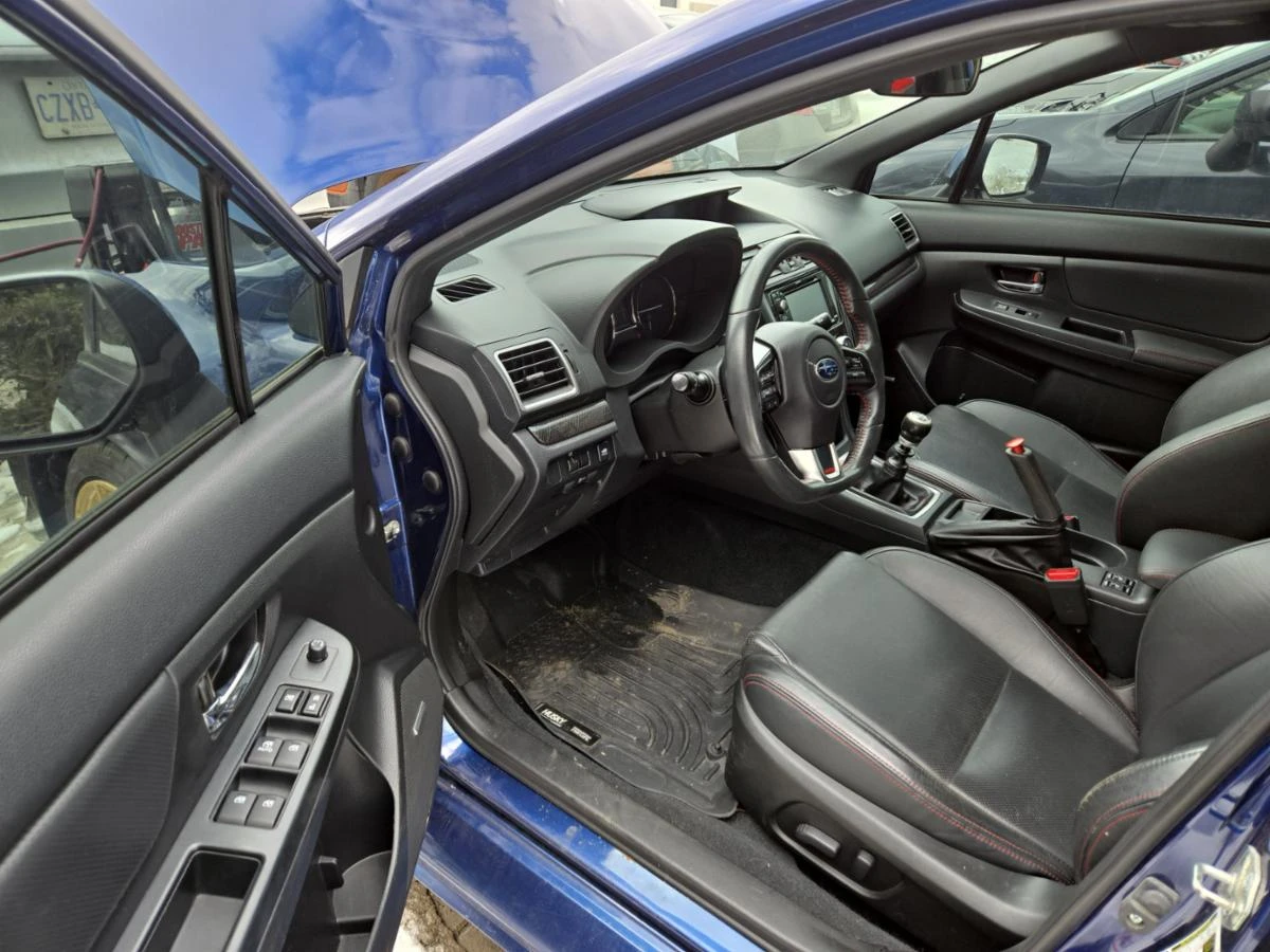 Subaru Impreza WRX CARFAX АВТО КРЕДИТ ОЧАКВАН ВНОС - изображение 7
