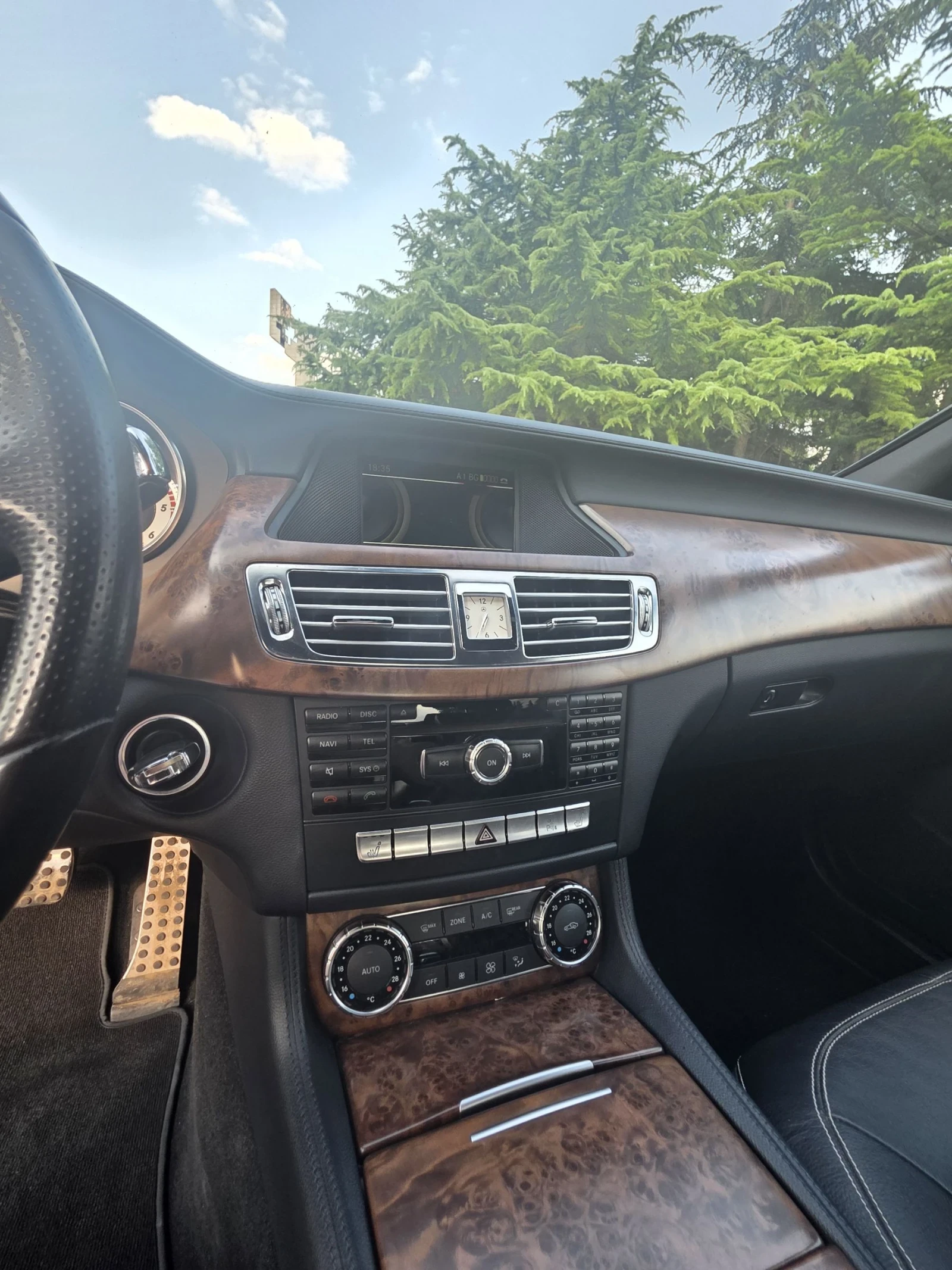 Mercedes-Benz CLS 350 4matic - изображение 9