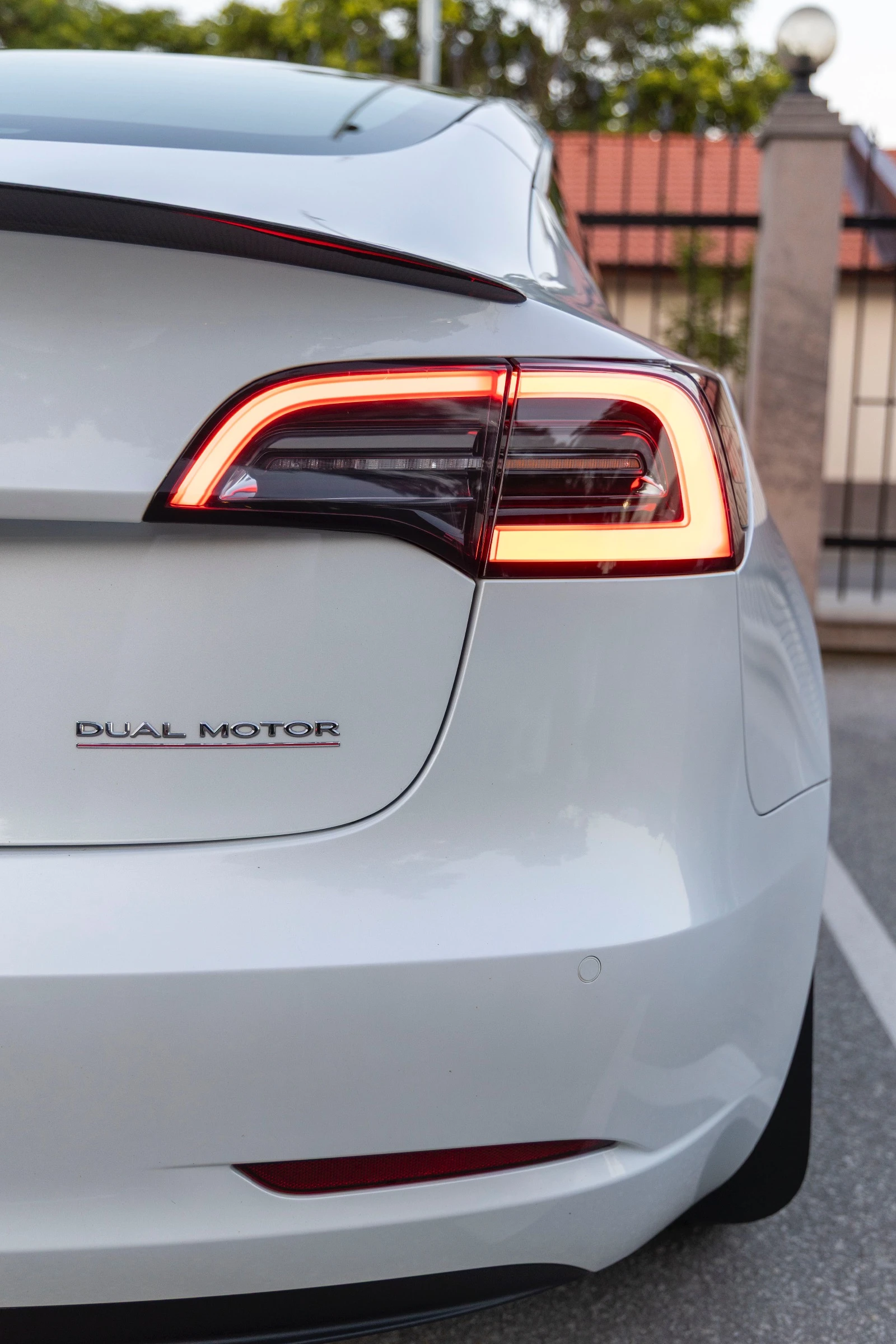 Tesla Model 3 Performance | Mobile.bg   17