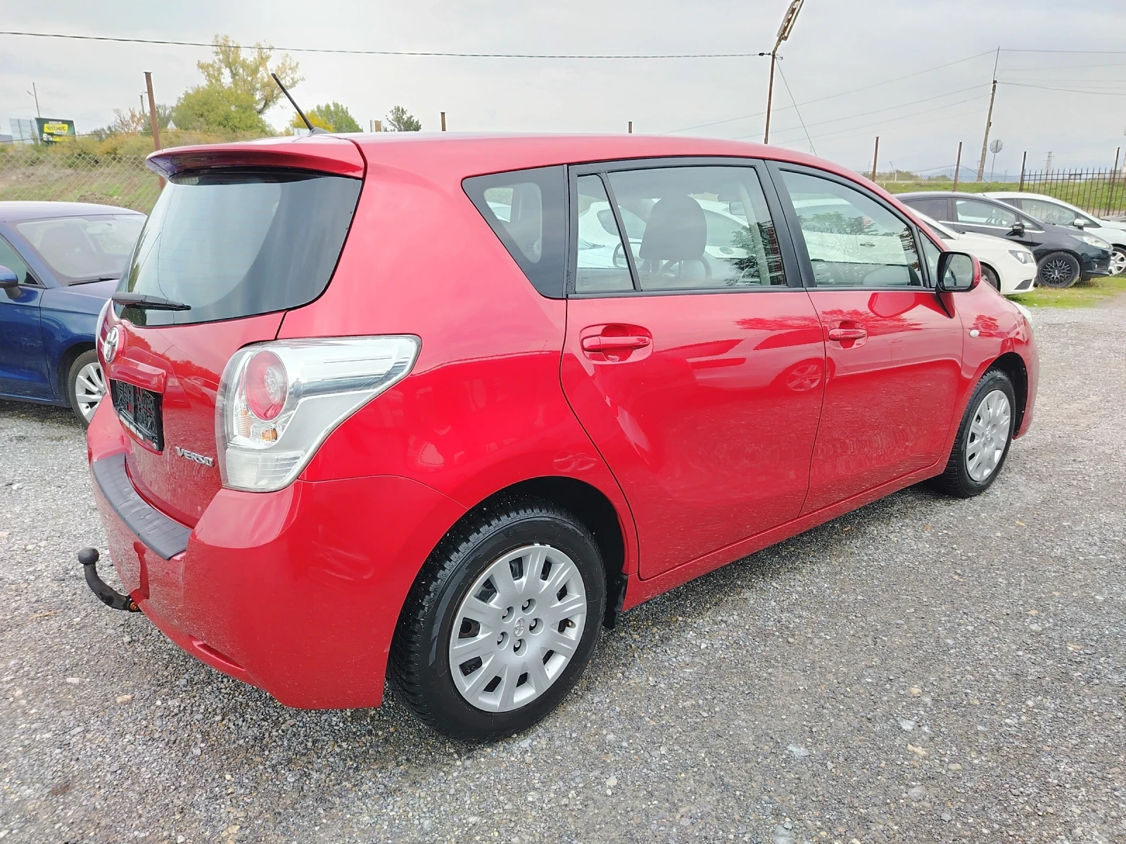 Toyota Verso 2.0 D4D - изображение 4