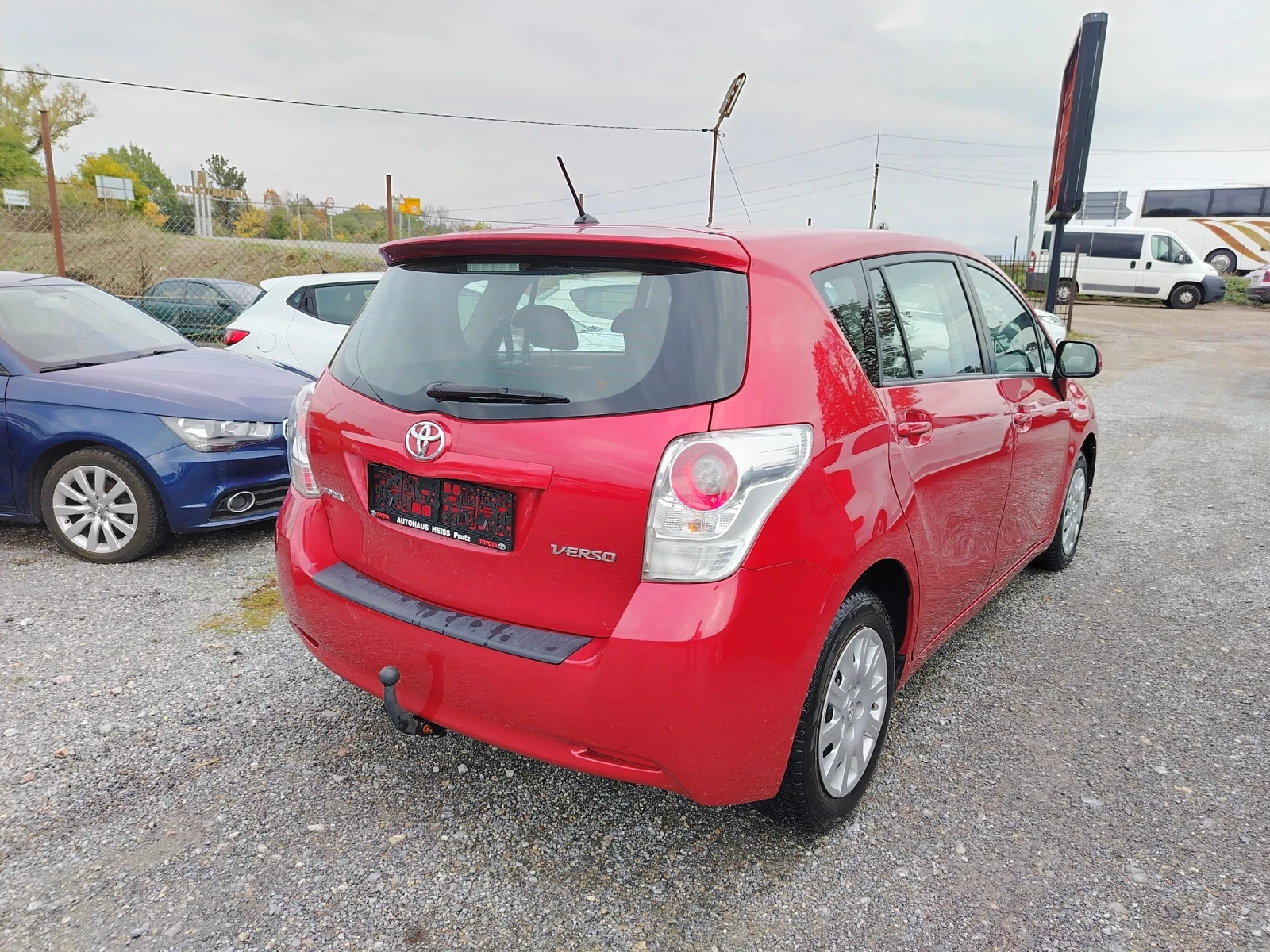 Toyota Verso 2.0 D4D - изображение 5
