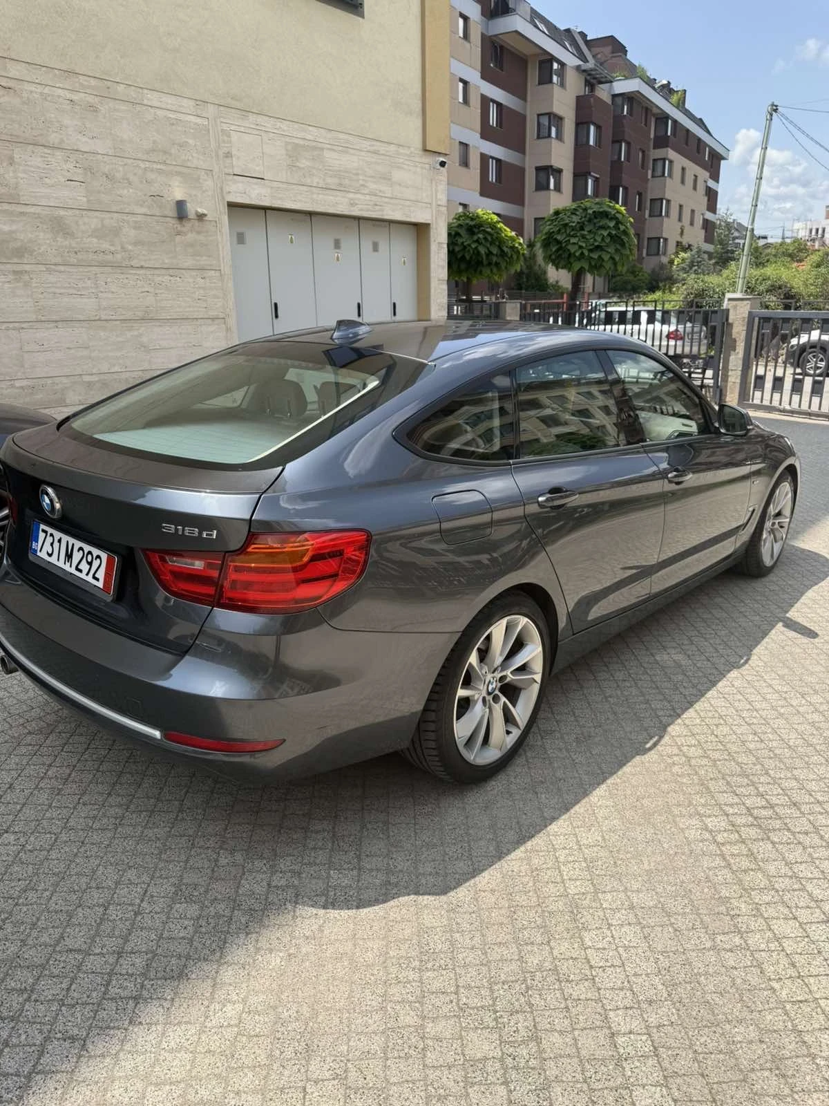 BMW 3gt 2.0d-143k Hedup-Full-Modern - изображение 10