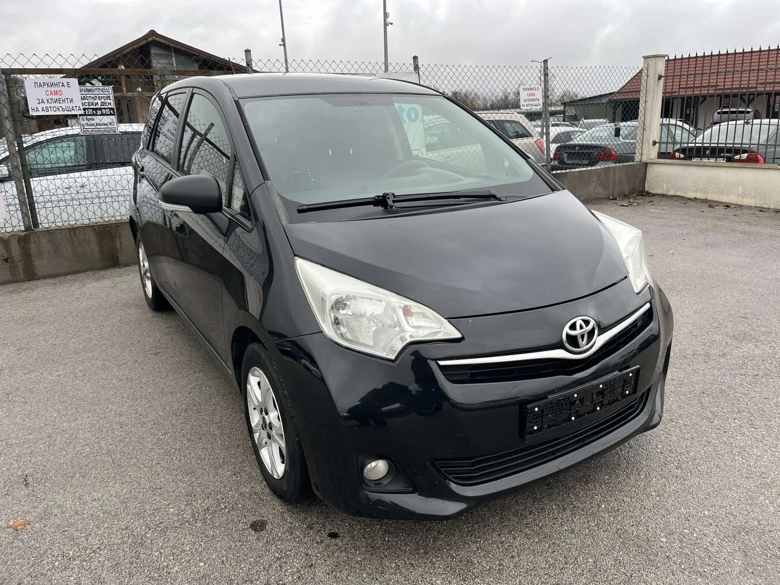 Toyota Verso S 1.4 D4D 90кс 6 СКОРОСТИ EURO 5A КЛИМАТРОНИК - изображение 3
