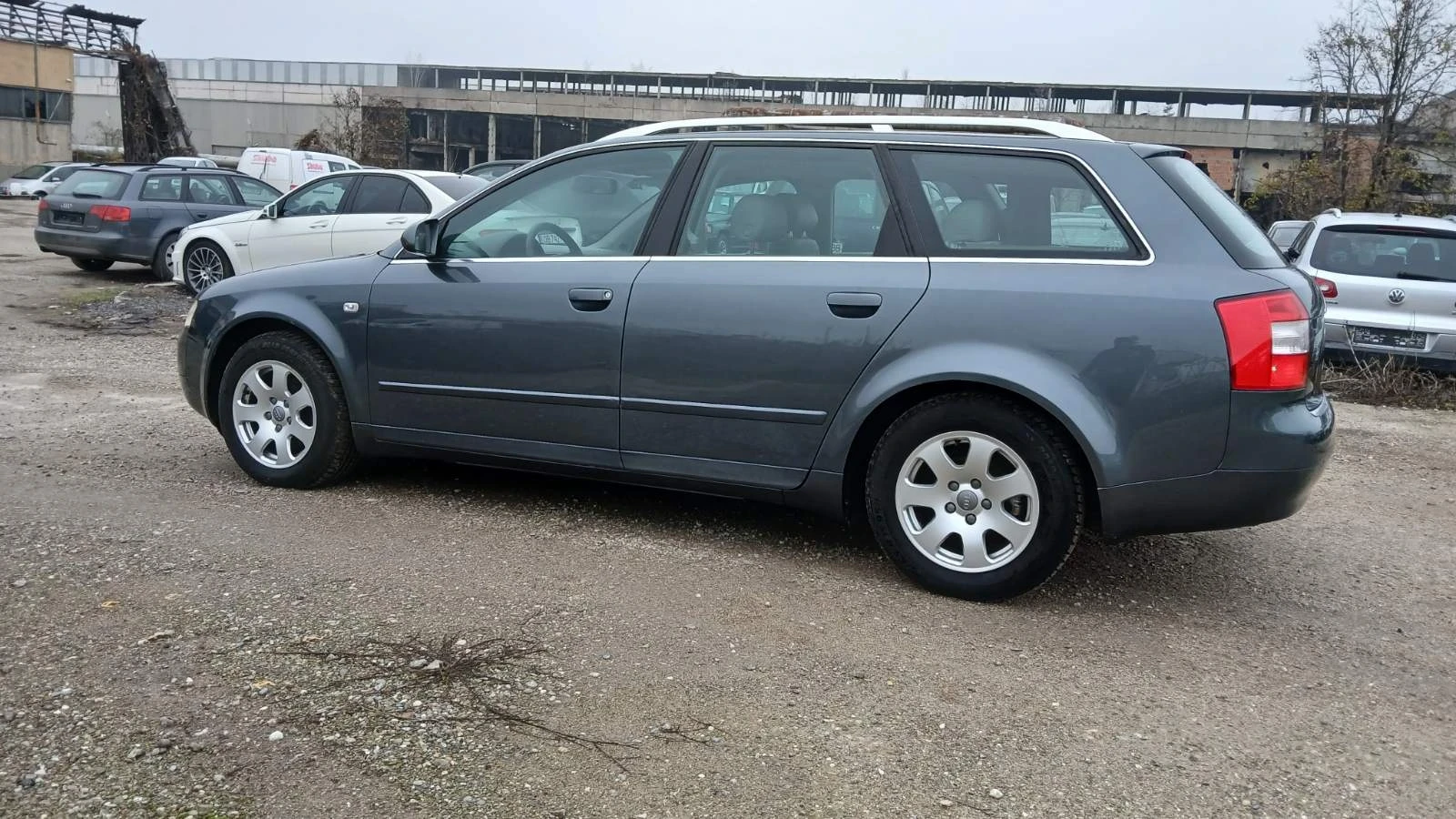 Audi A4 B6 - изображение 6