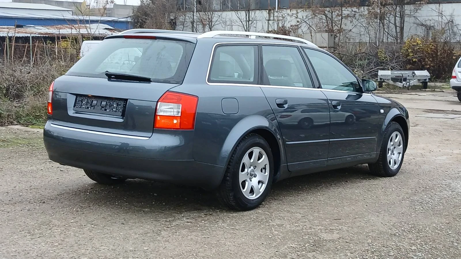Audi A4 B6 - изображение 4