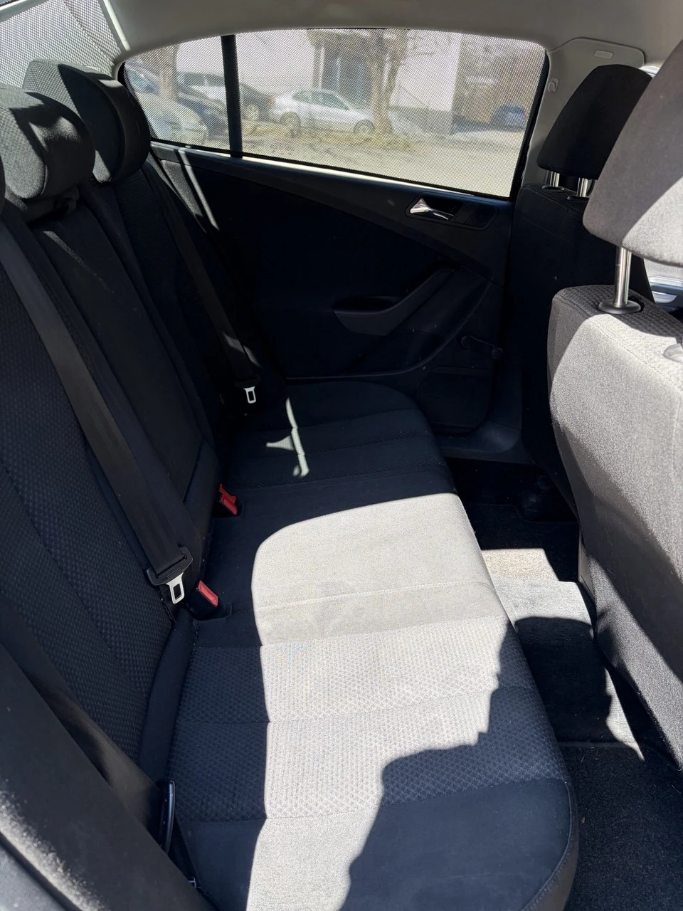 VW Passat 2.0 TDI 140 DSG (BKP), снимка 10 - Автомобили и джипове - 53285434