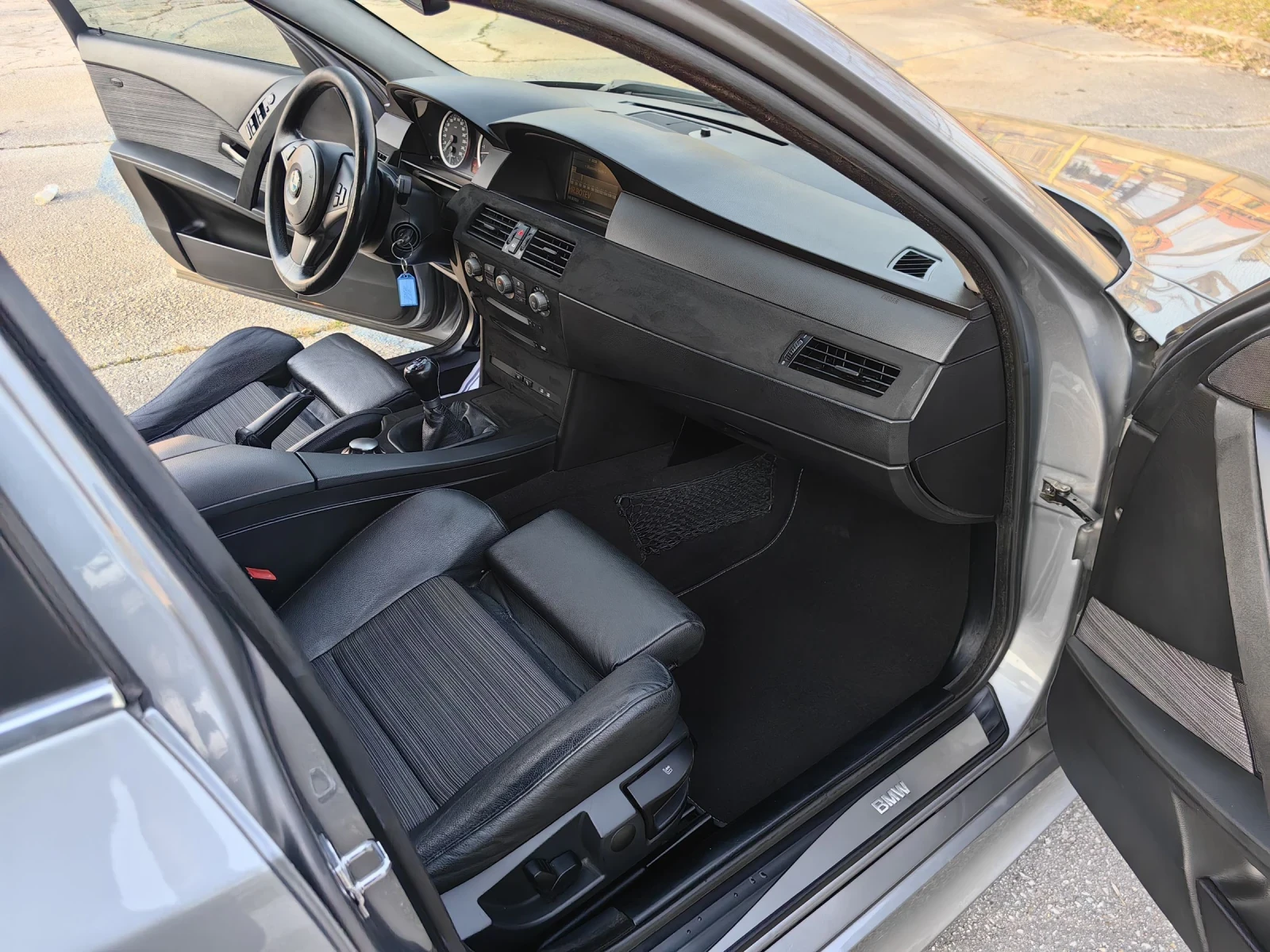 BMW 530 525D , снимка 14 - Автомобили и джипове - 54012764