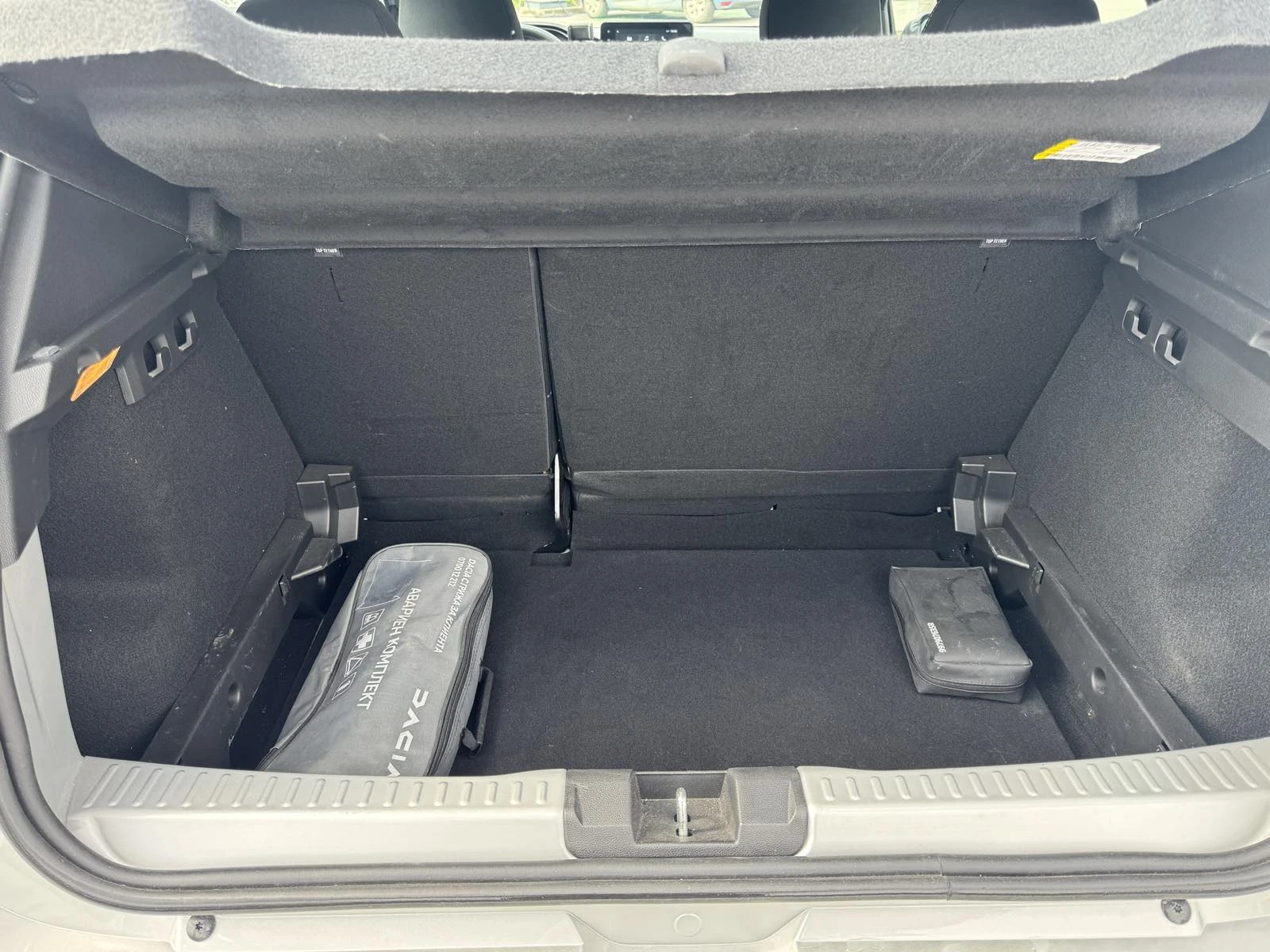 Dacia Sandero 1.0Tce 100kc. LPG STEPWAY, снимка 11 - Автомобили и джипове - 54080862