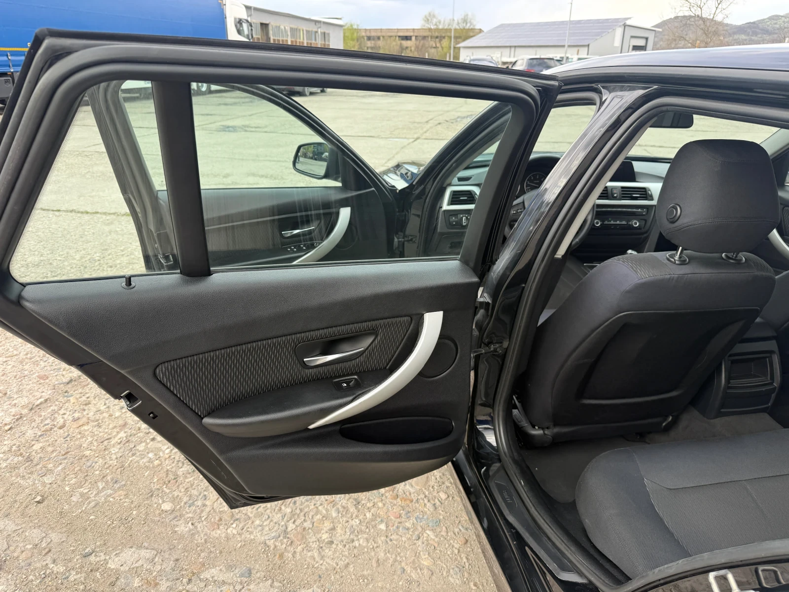 BMW 316 Серия F, снимка 4 - Автомобили и джипове - 54151749