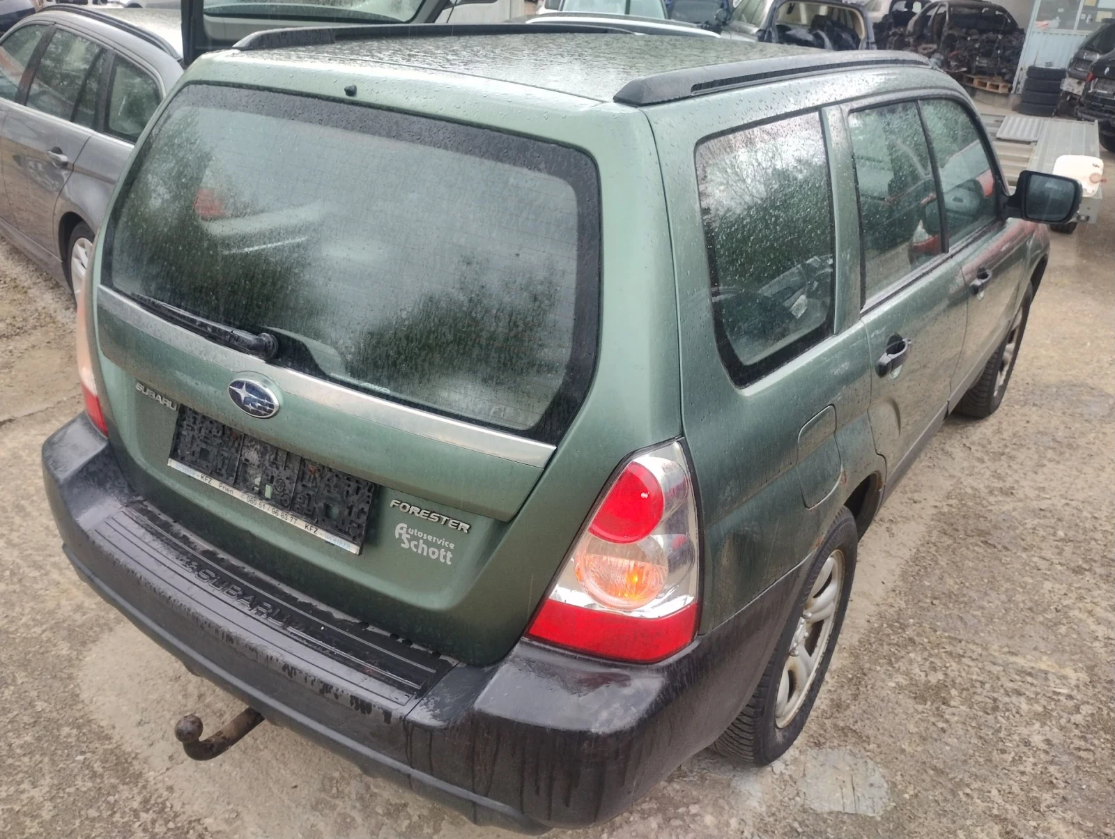 Subaru Forester 2.0i, снимка 2 - Автомобили и джипове - 54363620
