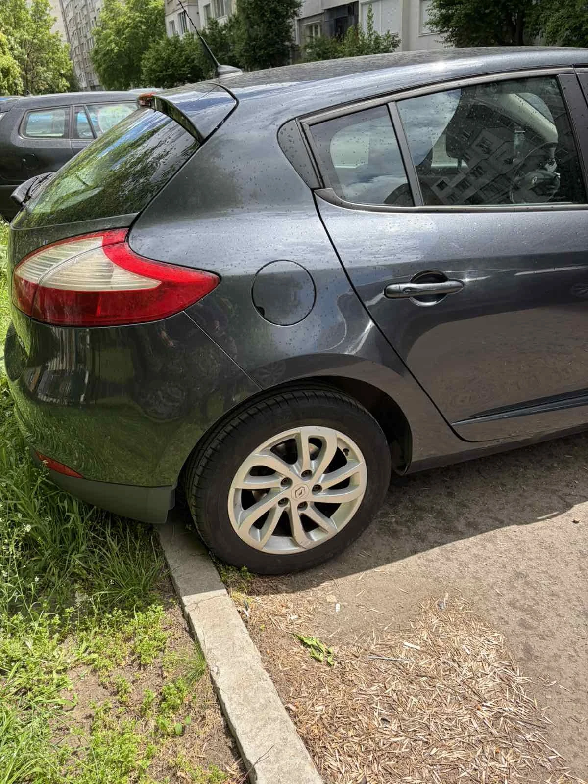 Renault Megane 1.2 Tce 132 к.с., снимка 3 - Автомобили и джипове - 54568947