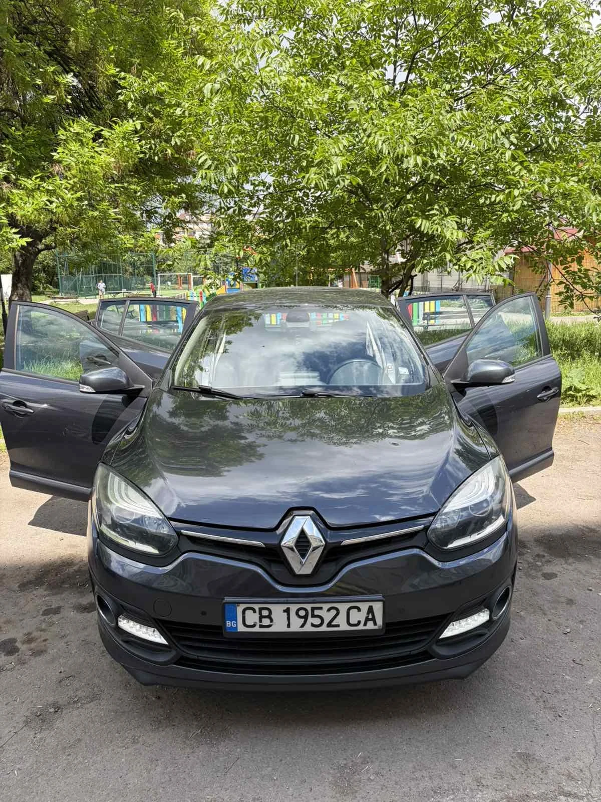 Renault Megane 1.2 Tce 132 к.с., снимка 13 - Автомобили и джипове - 54568947