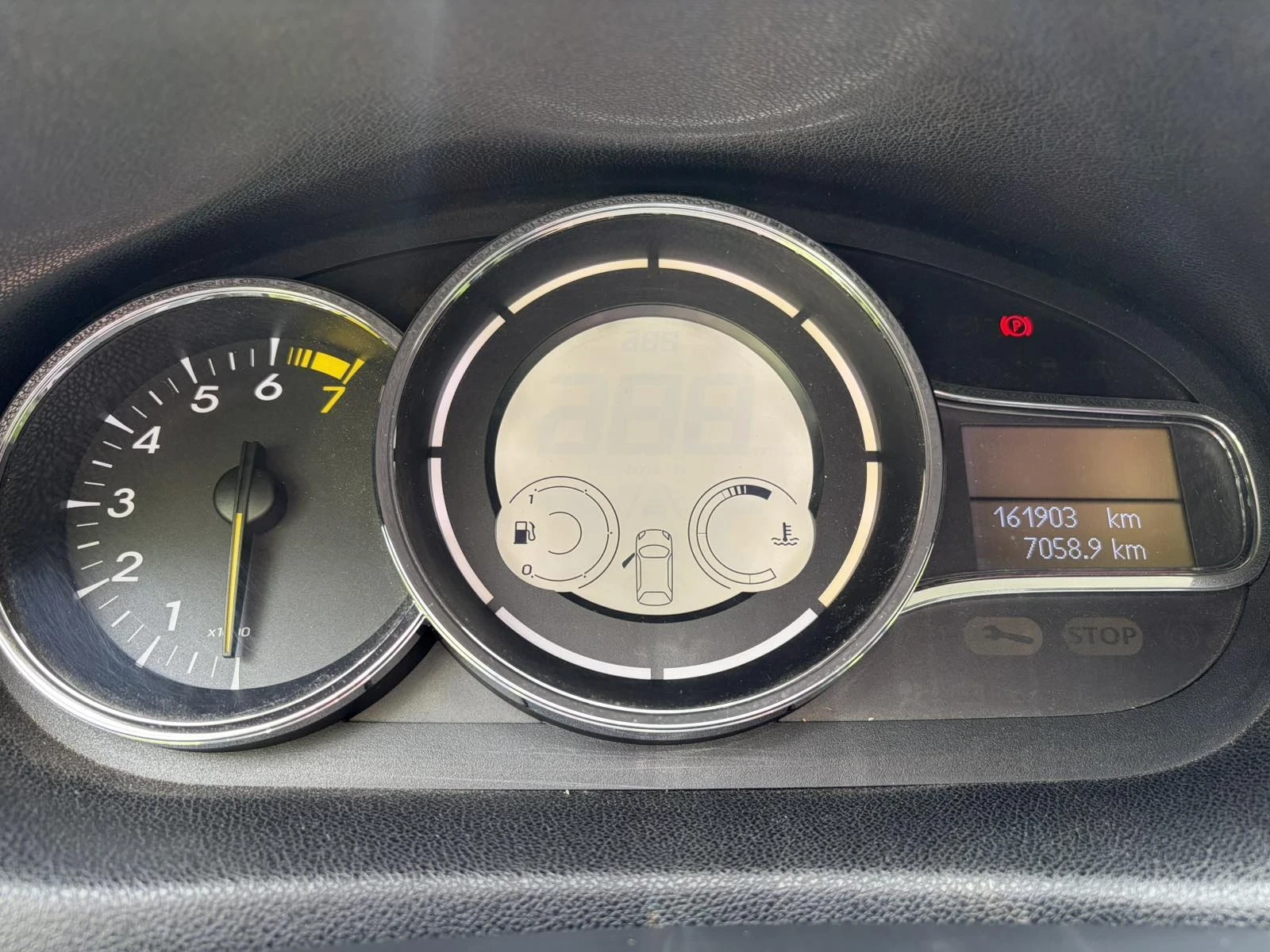 Renault Megane 1.2 Tce 132 к.с., снимка 6 - Автомобили и джипове - 54568947