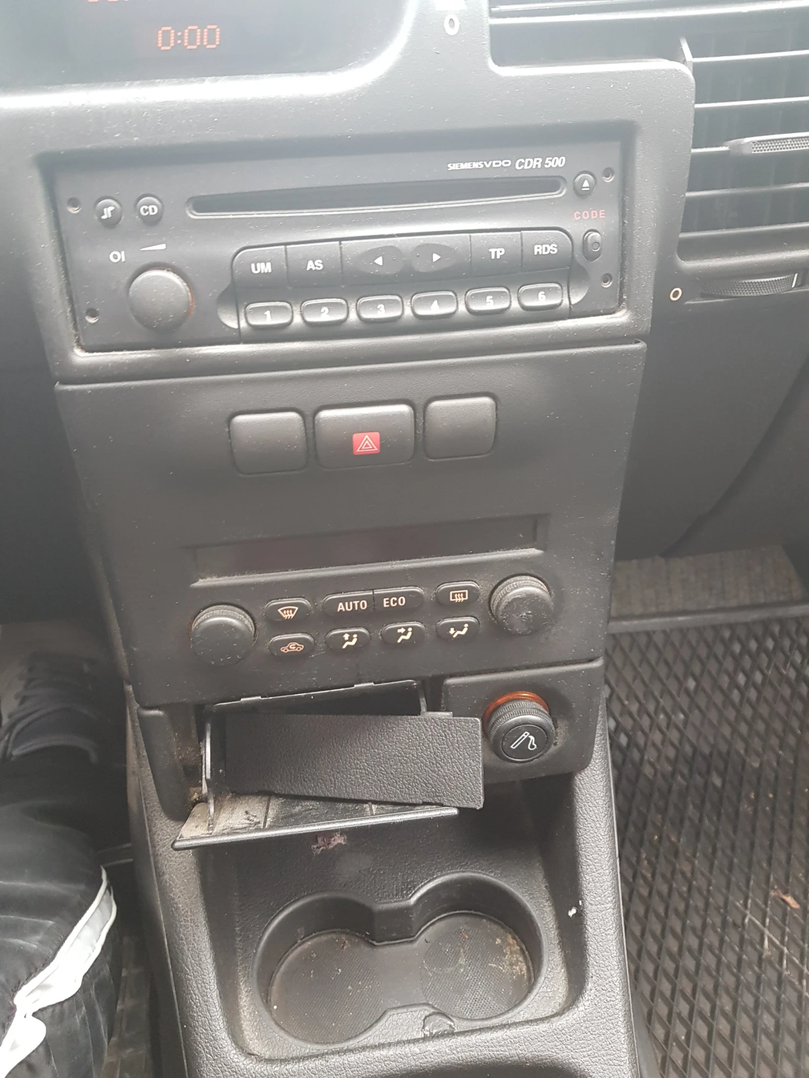 Opel Zafira, снимка 9 - Автомобили и джипове - 54585606
