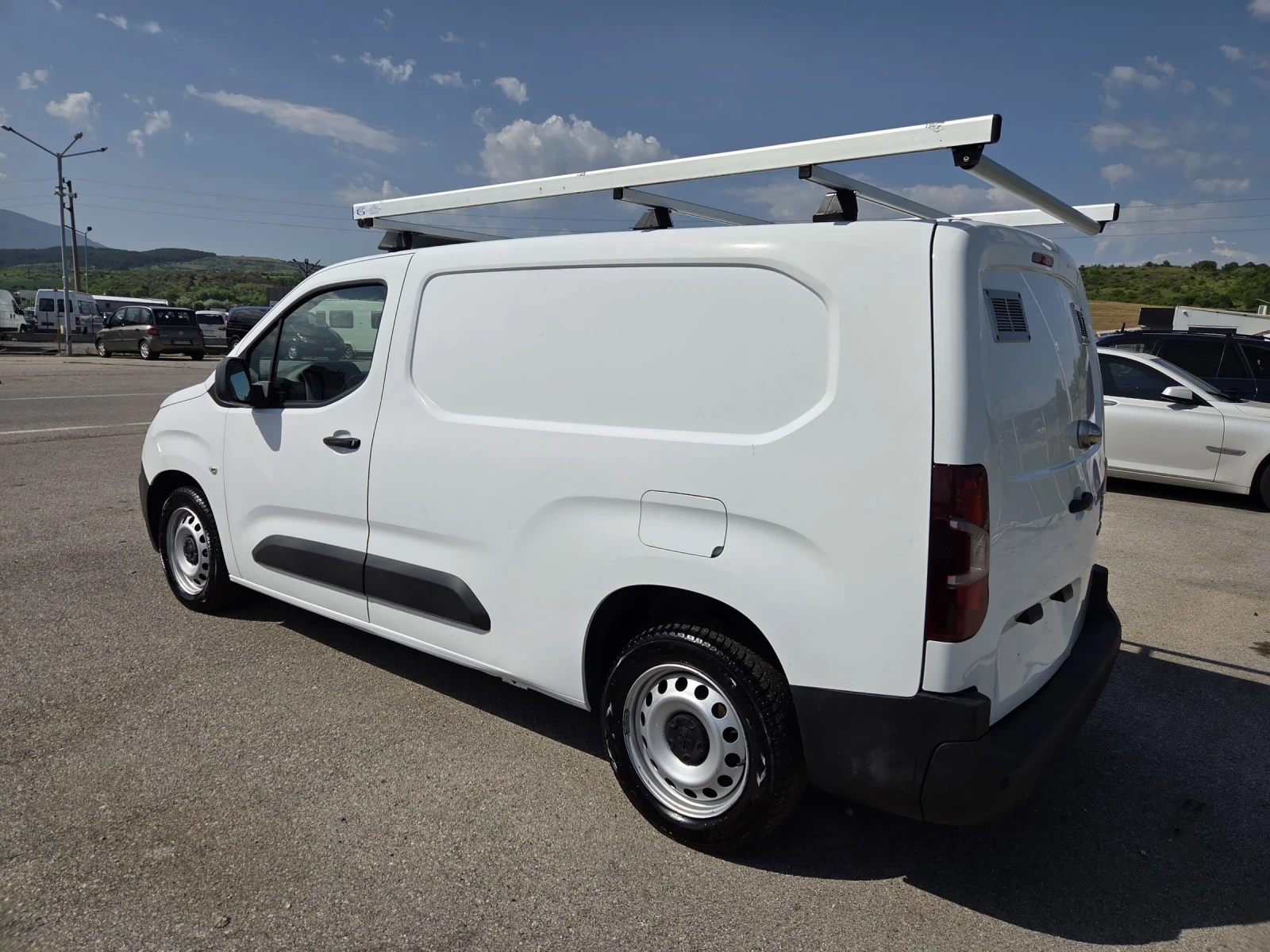 Peugeot Partner, снимка 5 - Автомобили и джипове - 54700529