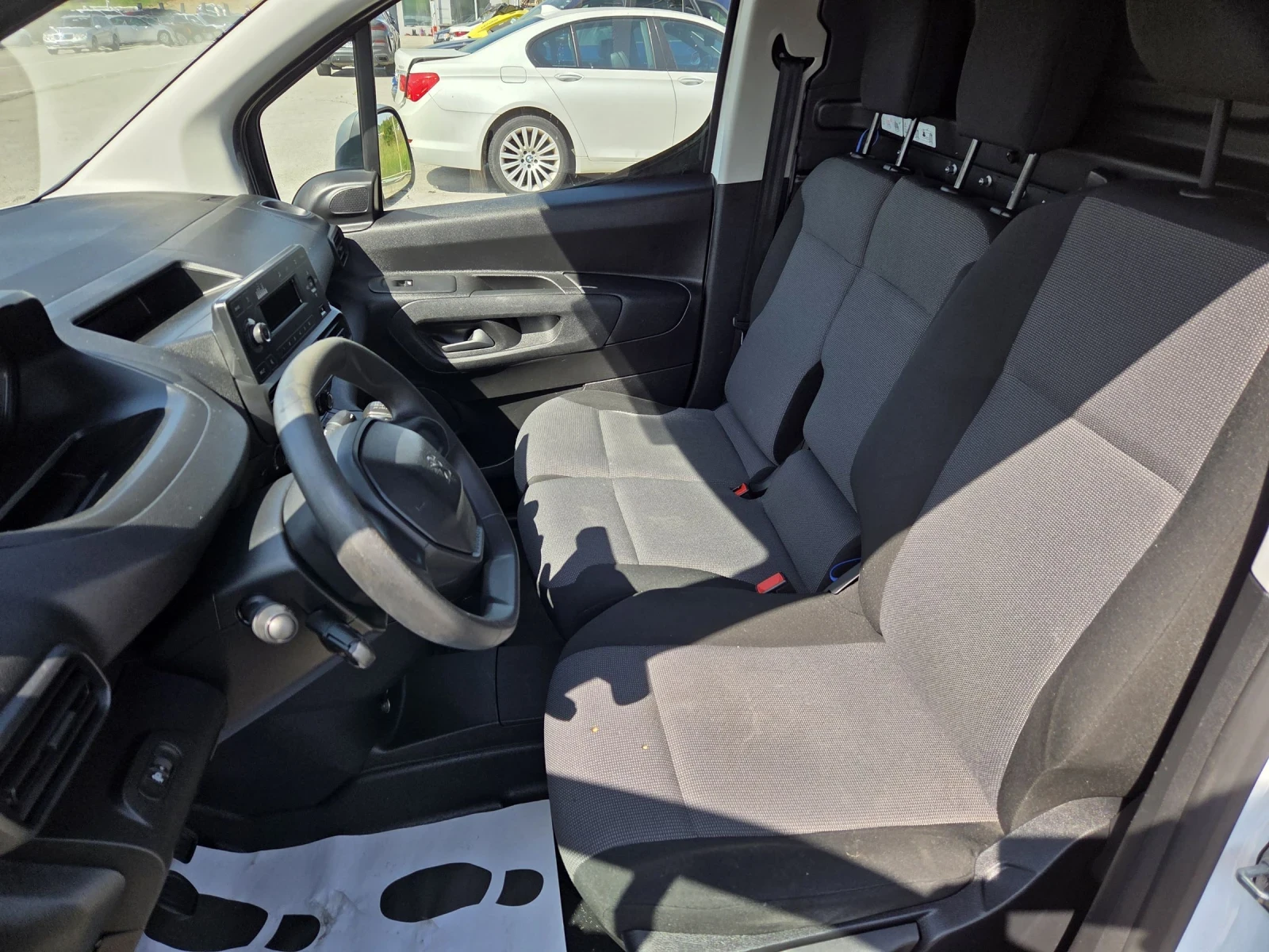 Peugeot Partner, снимка 7 - Автомобили и джипове - 54700529