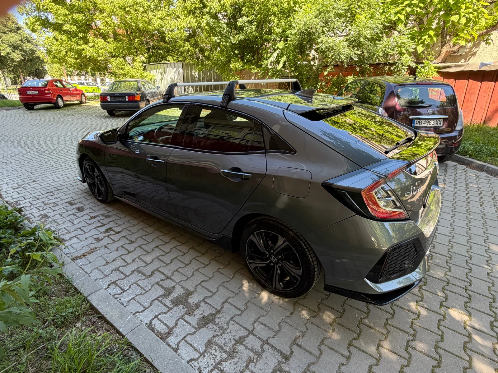 Honda Civic Sport Touring 1.5 Turbo 182 k.c., снимка 2 - Автомобили и джипове - 55005534
