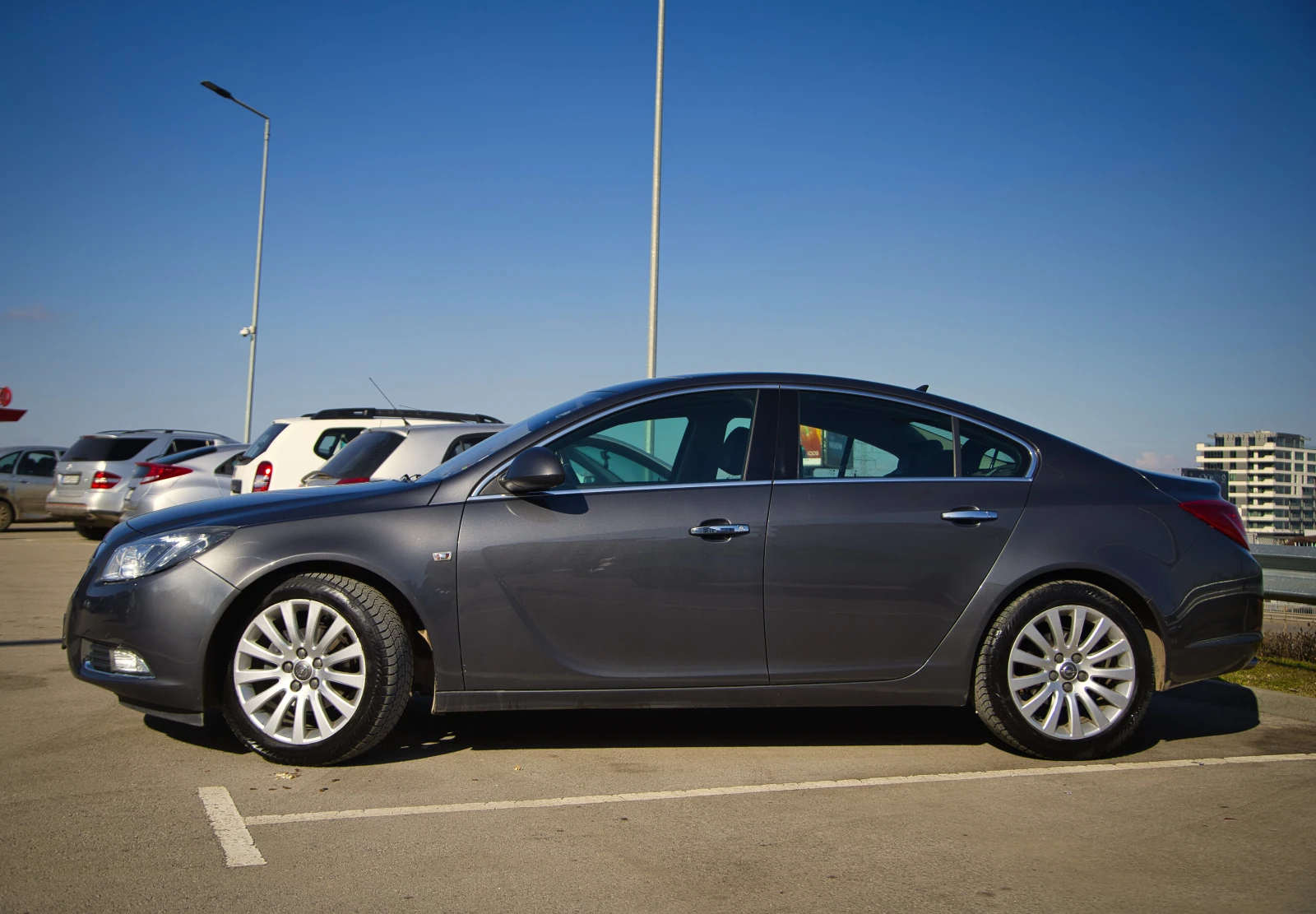 Opel Insignia 1.8 140 hp, снимка 3 - Автомобили и джипове - 54805226
