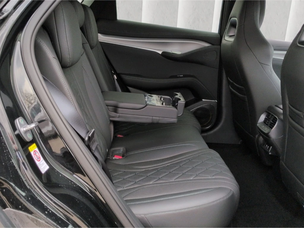 BYD Sealion 7 Design AWD, снимка 12 - Автомобили и джипове - 54836744