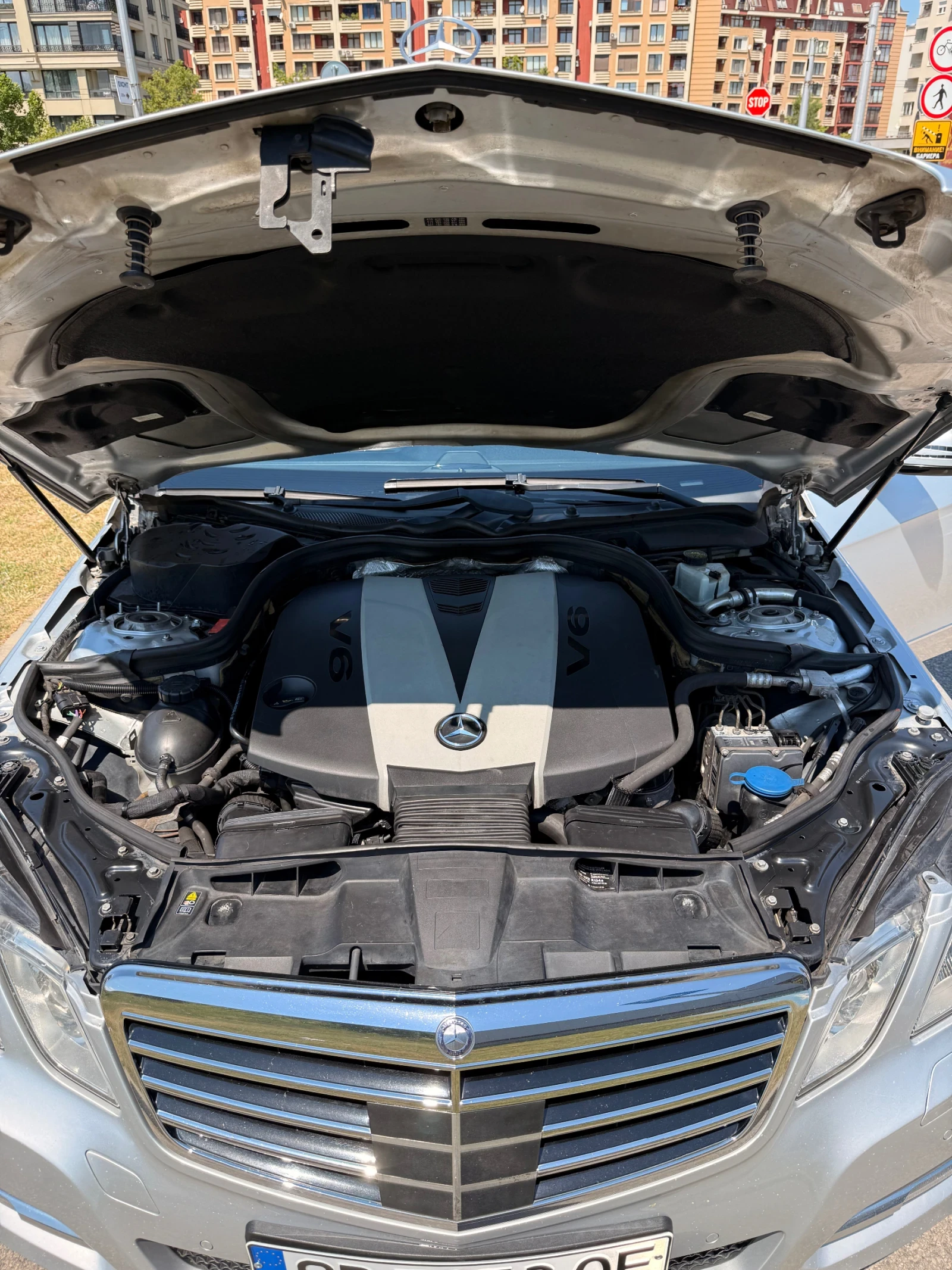 Mercedes-Benz E 350, снимка 7 - Автомобили и джипове - 54978596