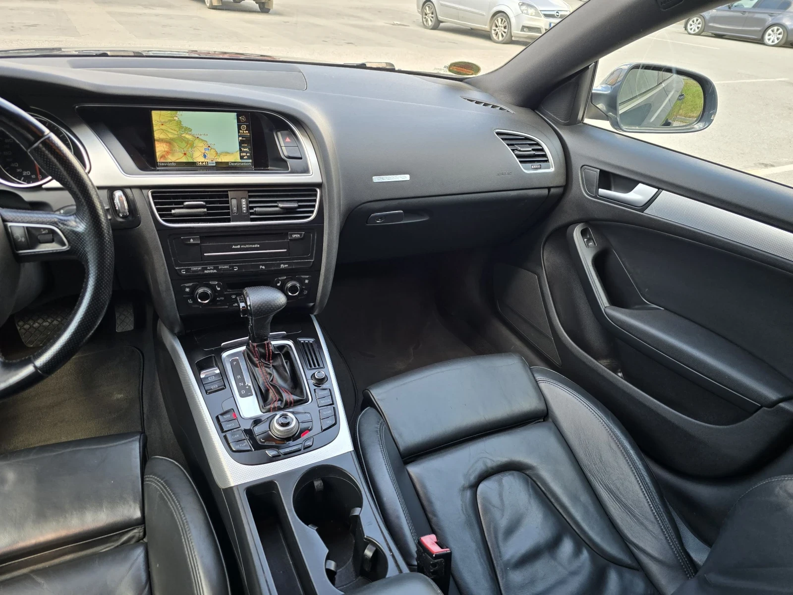 Audi A5 Sportback/3.0TDI/239HP/Sline/Line Assist/Blind Spo, снимка 12 - Автомобили и джипове - 55064403